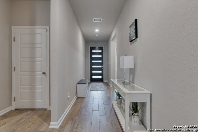 Image 4 of 42 For 3056 Beringer