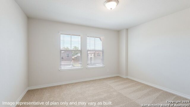 Listing photo id 15 for 21068 Millstream Bend