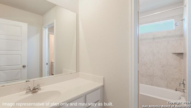 Listing photo id 17 for 21068 Millstream Bend