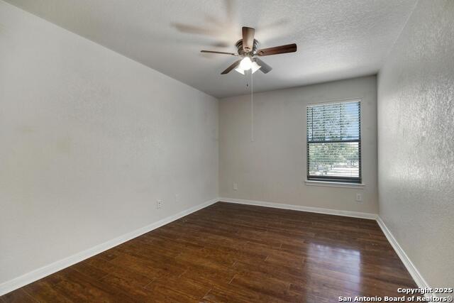 Image 19 of 26 For 225 Sandy Shoal