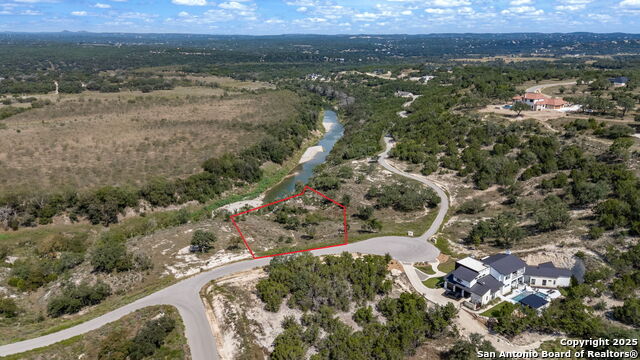 Details for 933 Blueridge Vw, Canyon Lake, TX 78133