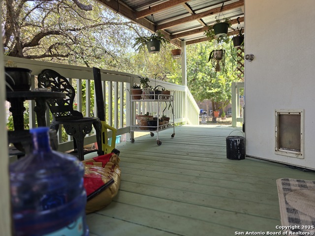 Image 28 of 31 For 200 Iroquois