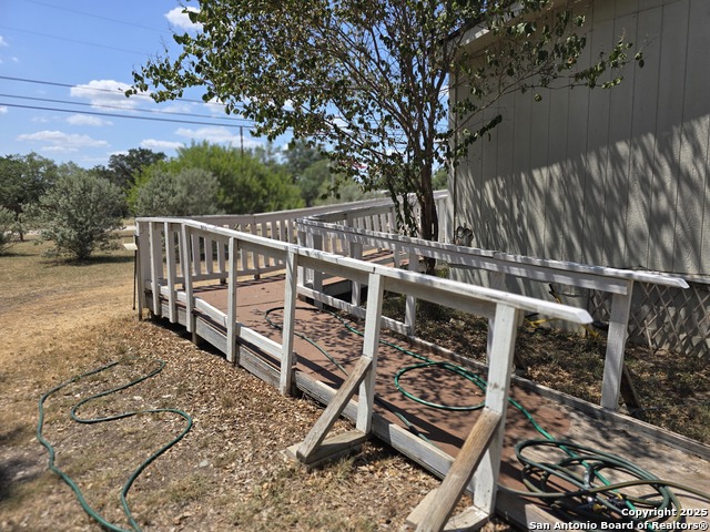 Image 9 of 31 For 200 Iroquois