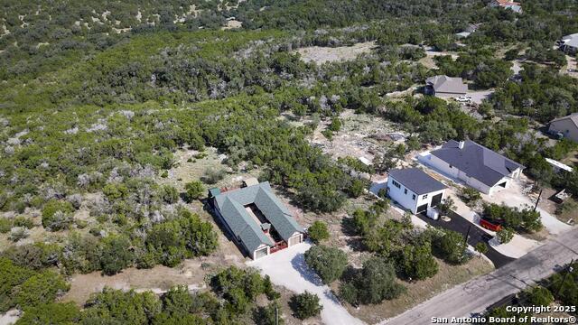 Image 26 of 34 For 2601 Summit Dr