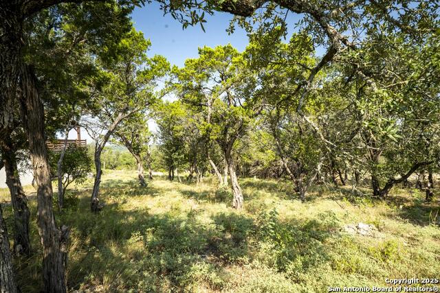 Image 8 of 34 For 2601 Summit Dr