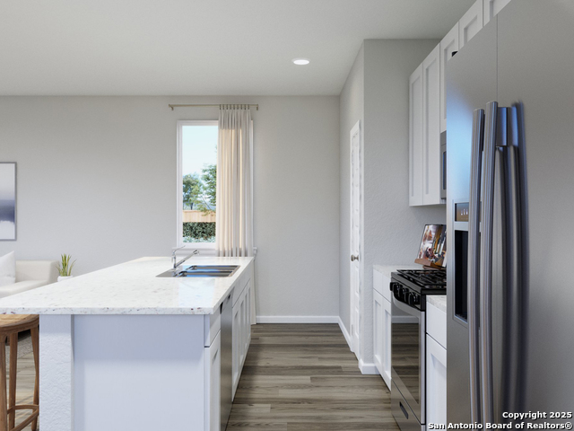 Image 11 of 28 For 10111 Carnelian Cove