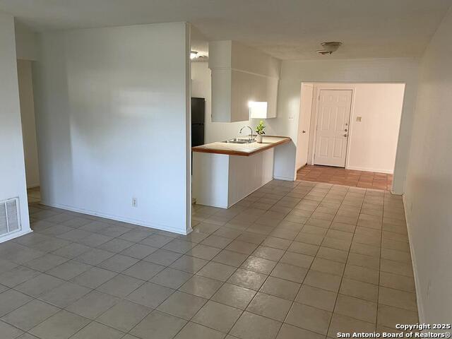 Image 15 of 16 For 1403 Kingfisher