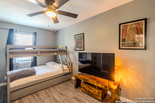 Image 12 of 13 For 125 Hess 202