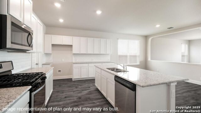 Listing photo id 5 for 21043 Stonework Spur