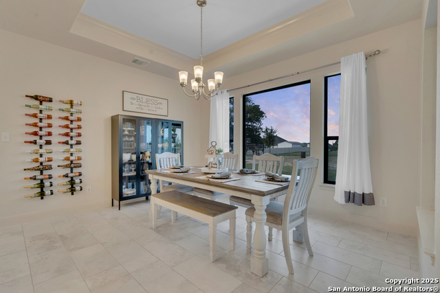 Image 12 of 50 For 300 Abrego Lake