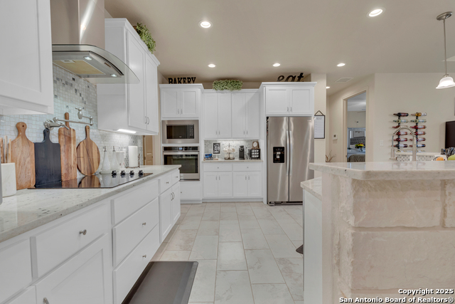 Image 15 of 50 For 300 Abrego Lake