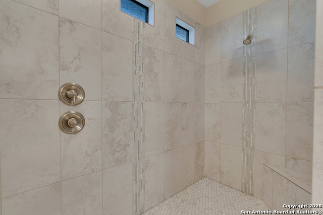 Image 35 of 50 For 300 Abrego Lake