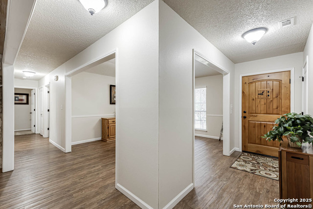 Listing photo id 1 for 8718 Paisano Pass