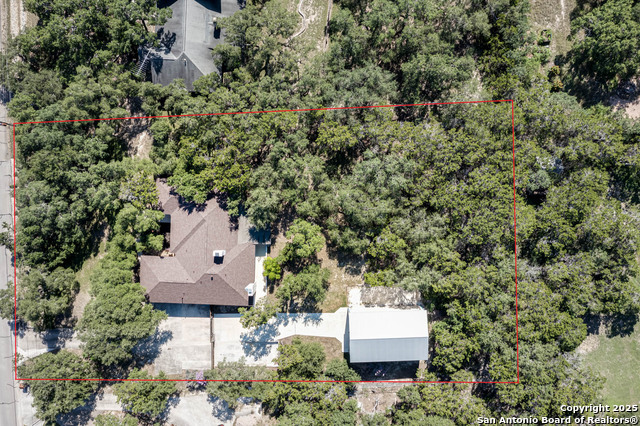 Listing photo id 49 for 8718 Paisano Pass