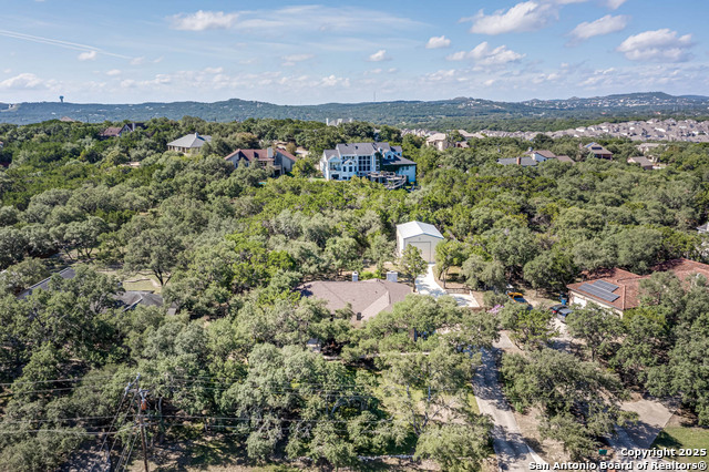 Listing photo id 51 for 8718 Paisano Pass