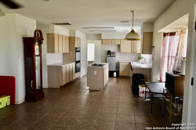 Image 12 of 27 For 246 Collins Hill