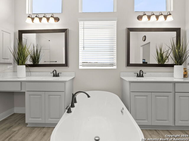 Listing photo id 18 for 25026 Dulzura
