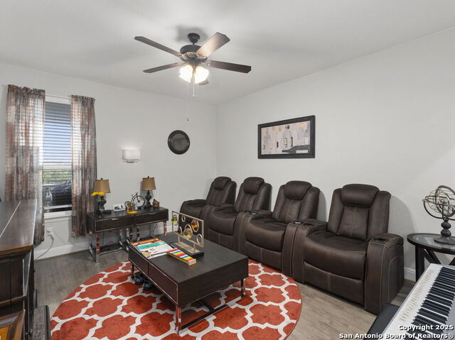 Listing photo id 23 for 25026 Dulzura