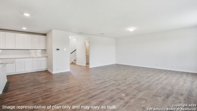 Listing photo id 8 for 12045 Golden Quartz