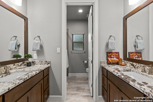 Image 24 of 42 For 168 Bobby Lynn