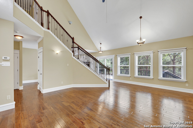 Image 16 of 46 For 204 Falling Hills