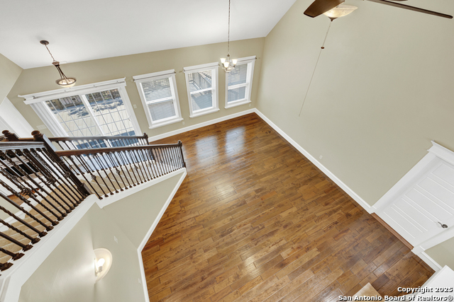 Image 26 of 46 For 204 Falling Hills