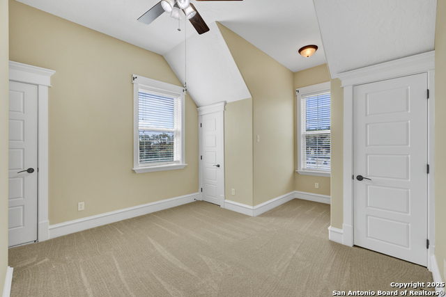 Image 27 of 46 For 204 Falling Hills