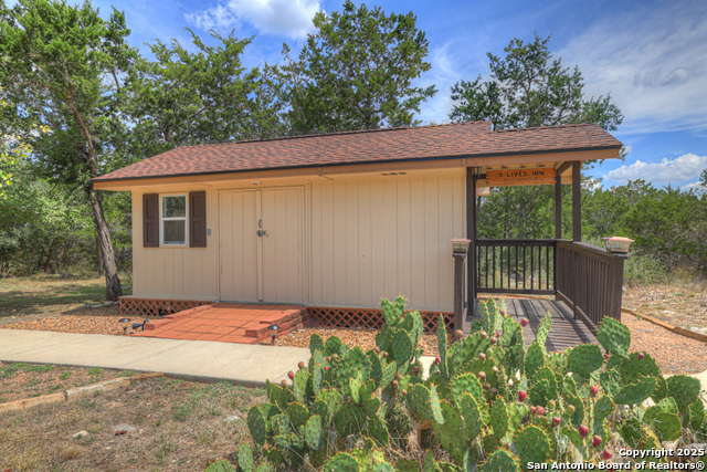 Image 41 of 46 For 204 Falling Hills