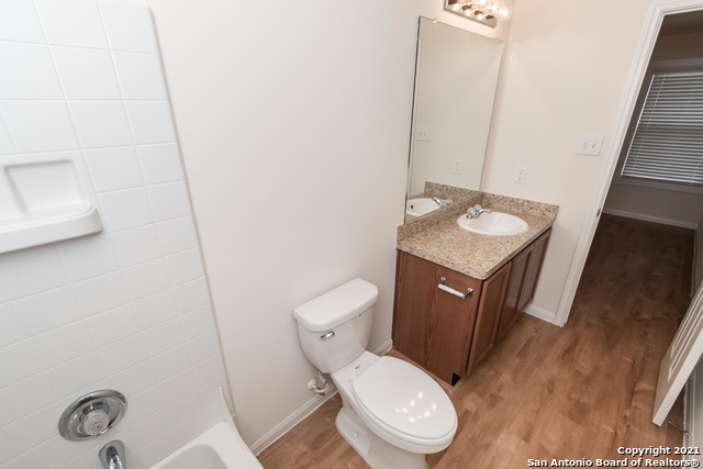 Image 9 of 12 For 711 Belle Watling