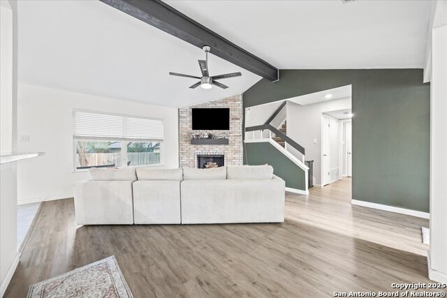 Image 11 of 31 For 11926 Holm Oaks