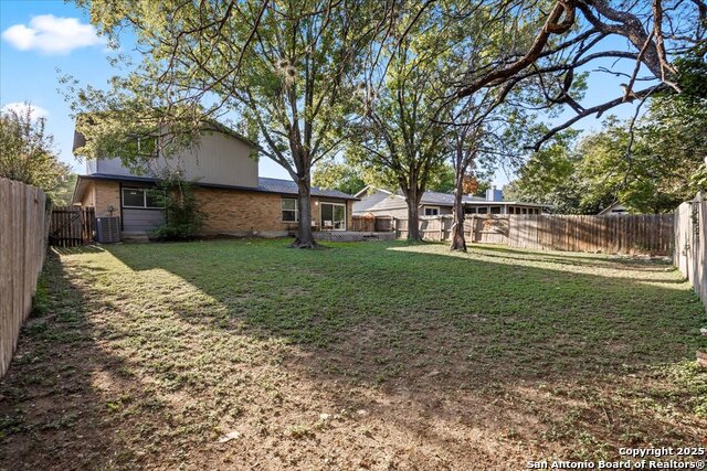 Image 30 of 31 For 11926 Holm Oaks