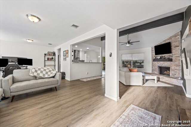 Image 6 of 31 For 11926 Holm Oaks