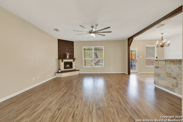 Image 14 of 40 For 6370 Daisy Way