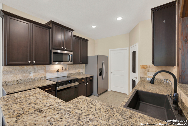 Image 19 of 40 For 6370 Daisy Way