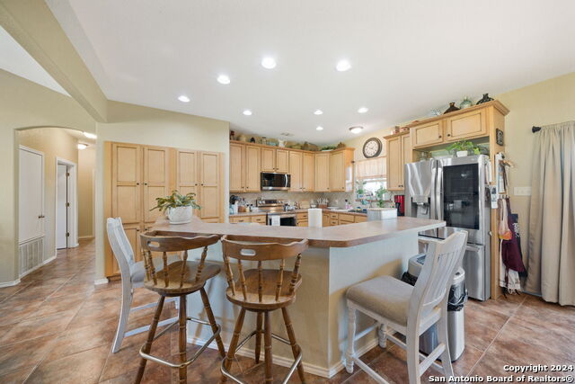 Image 14 of 32 For 313 Yorktown