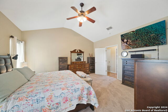 Image 18 of 32 For 313 Yorktown