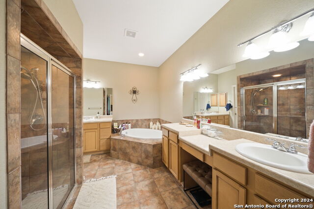 Image 20 of 32 For 313 Yorktown