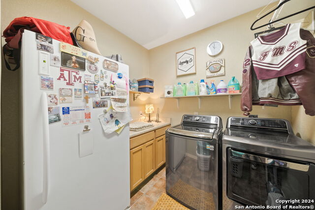 Image 22 of 32 For 313 Yorktown