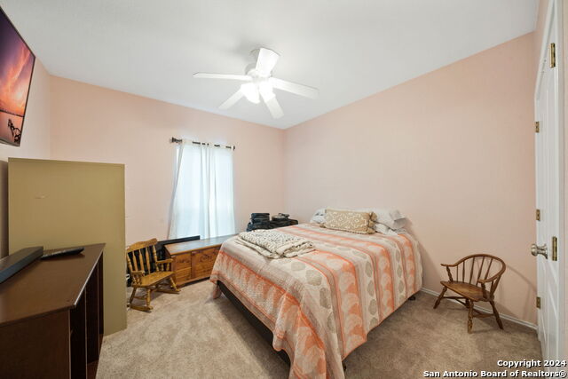 Image 24 of 32 For 313 Yorktown