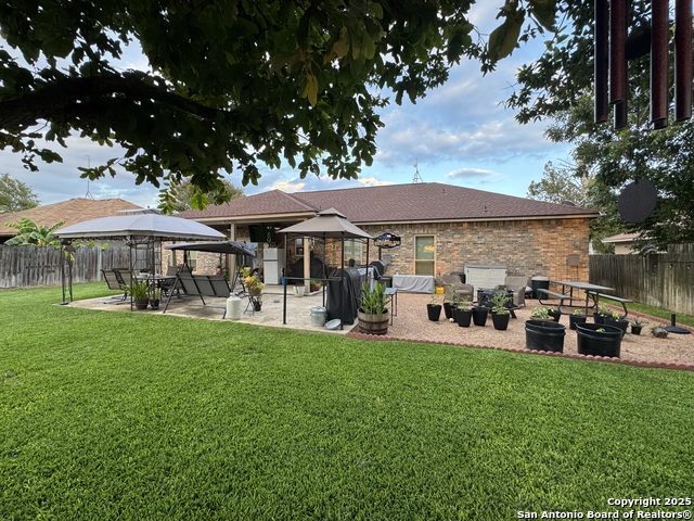 Image 28 of 32 For 313 Yorktown