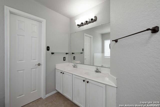 Image 17 of 26 For 9103 Tezel Court