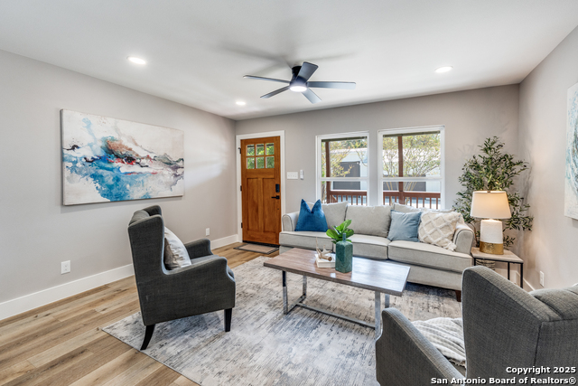 Listing photo id 4 for 257 Dittlinger