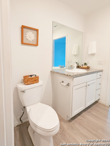 Image 7 of 16 For 7350 London