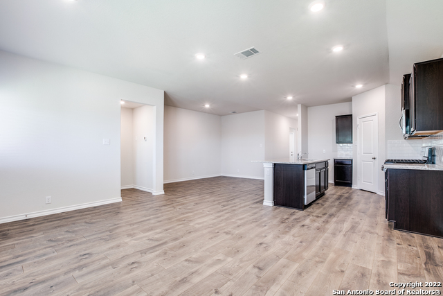 Image 4 of 13 For 5531 Stormie Keep