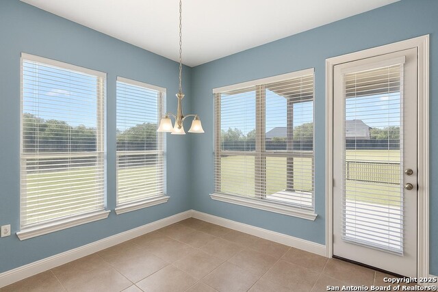 Image 5 of 7 For 12322 Magnolia Spg