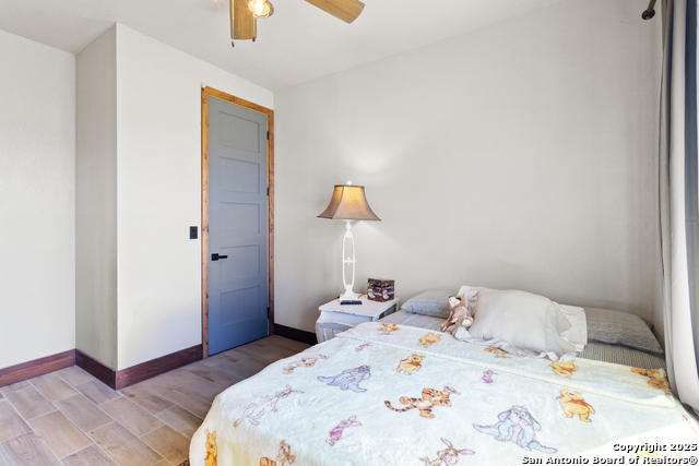 Listing photo id 8 for 111 Loma Park Rd