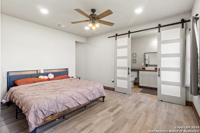 Listing photo id 17 for 111 Loma Park Rd
