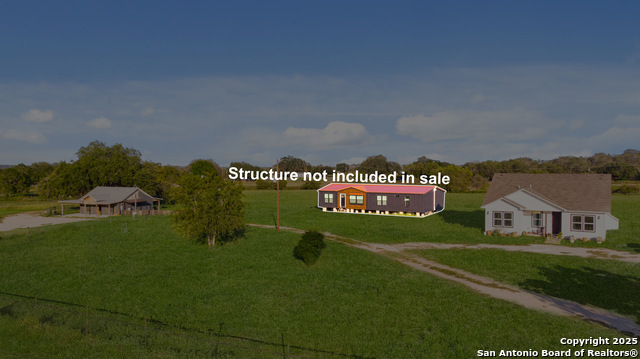 Listing photo id 24 for 111 Loma Park Rd