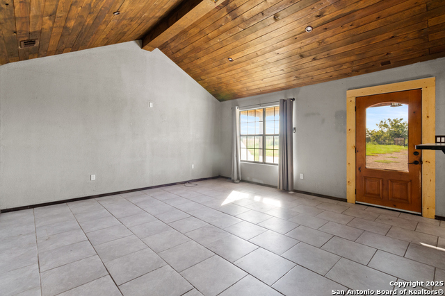 Listing photo id 28 for 111 Loma Park Rd