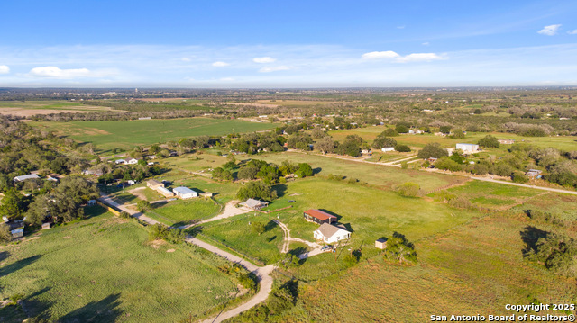 Listing photo id 40 for 111 Loma Park Rd